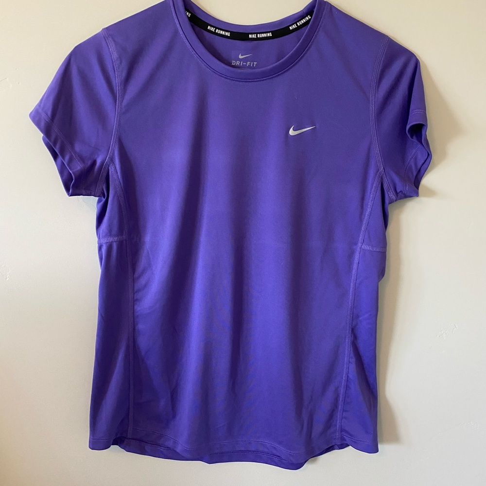 Nike Women’s Running Shirt Large